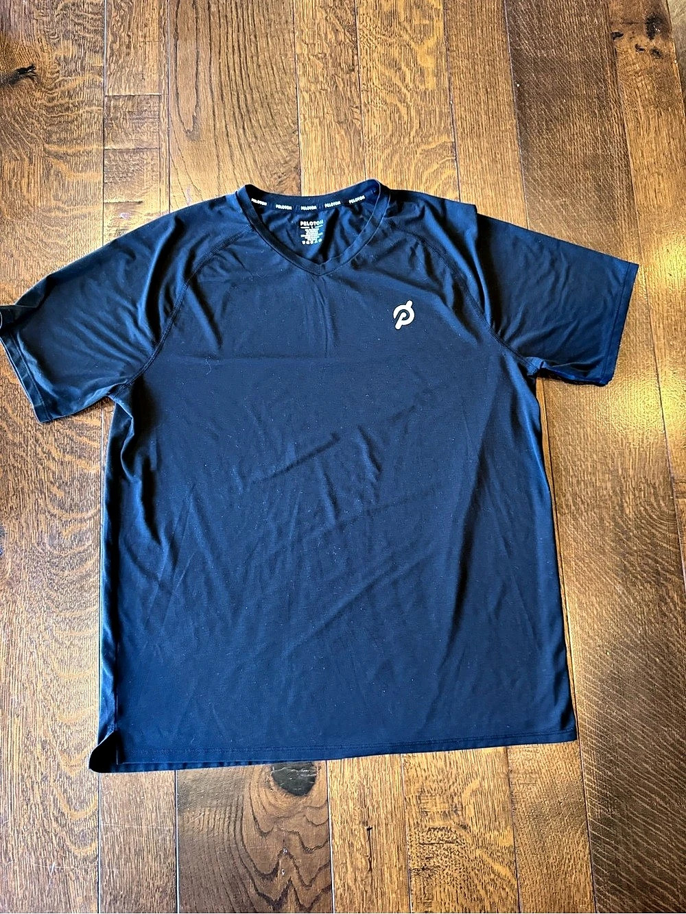 Peloton Men's V-Neck Workout Tee Black Size Large